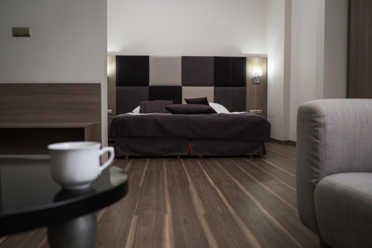 City Boutique Hotel Zielona Gora  Ngoại thất bức ảnh